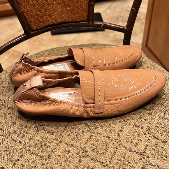 Ferragamo Patent Ballet Loafer - Picture 5 of 11